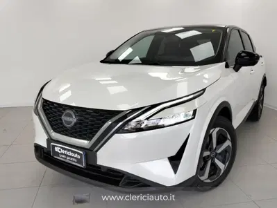 Nissan Qashqai 1.3 mhev N-Connecta 2wd 140cv del 2022 usata a Lurate Caccivio