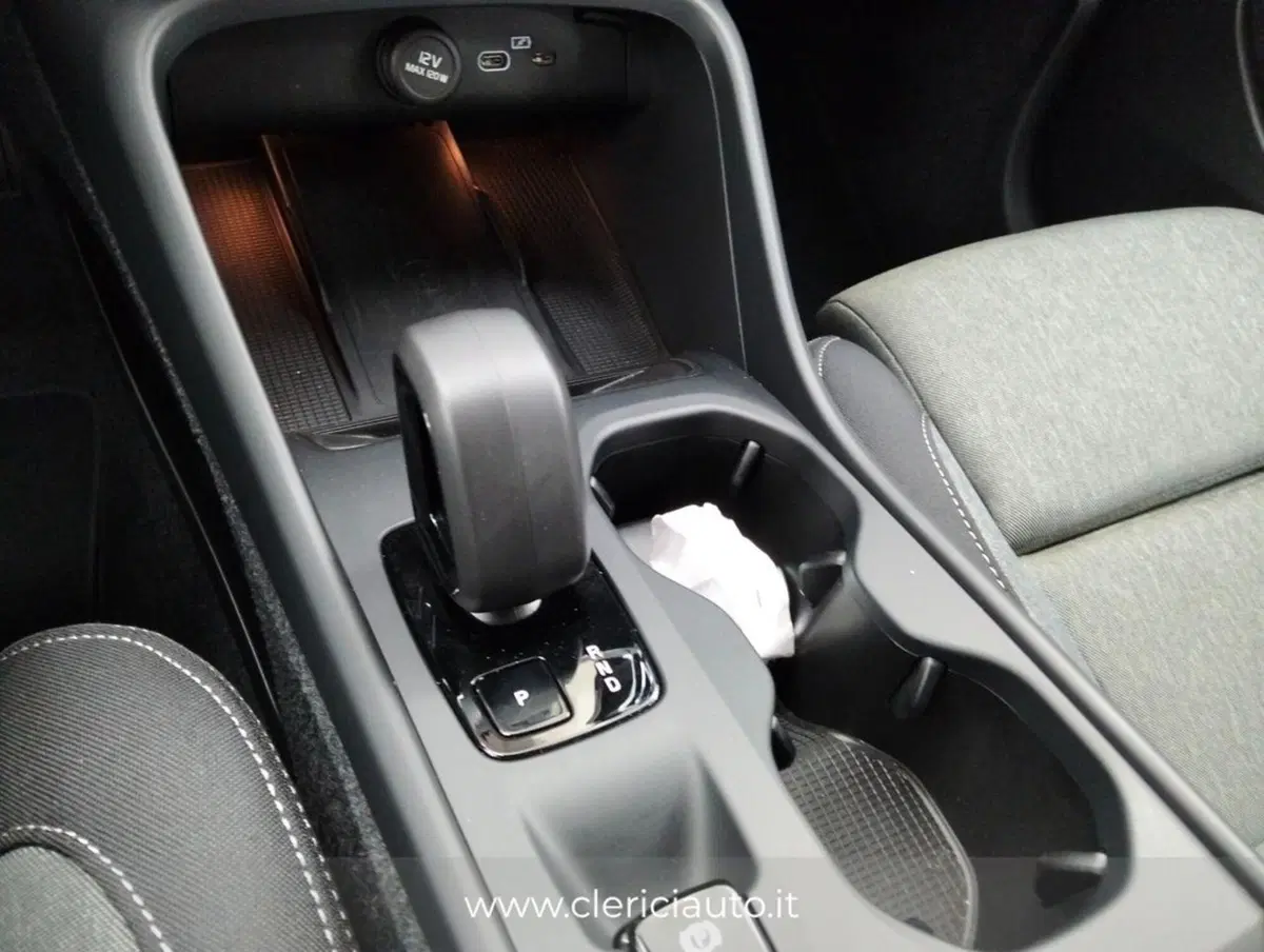 Volvo XC40 usata a Como (17)