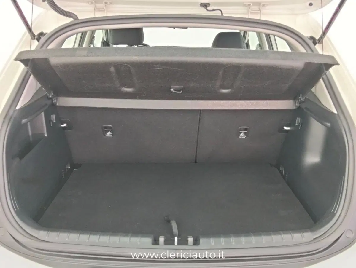 Kia Stonic usata a Como (15)