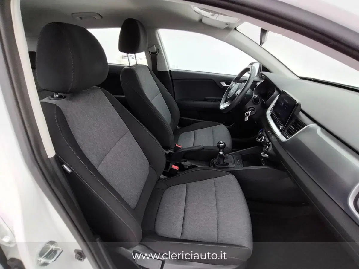 Kia Stonic usata a Como (3)