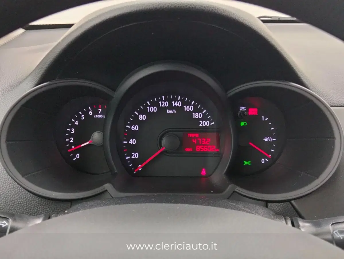 Kia Picanto usata a Como (11)