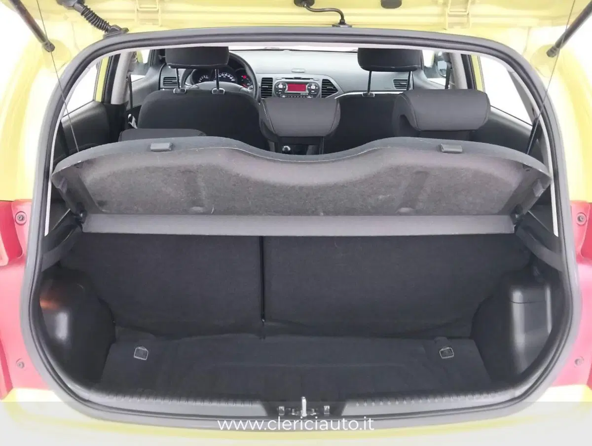 Kia Picanto usata a Como (13)