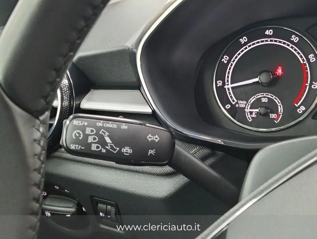 Skoda Fabia usata a Como (11)