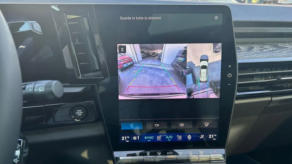 Renault Espace usata a Parma (8)