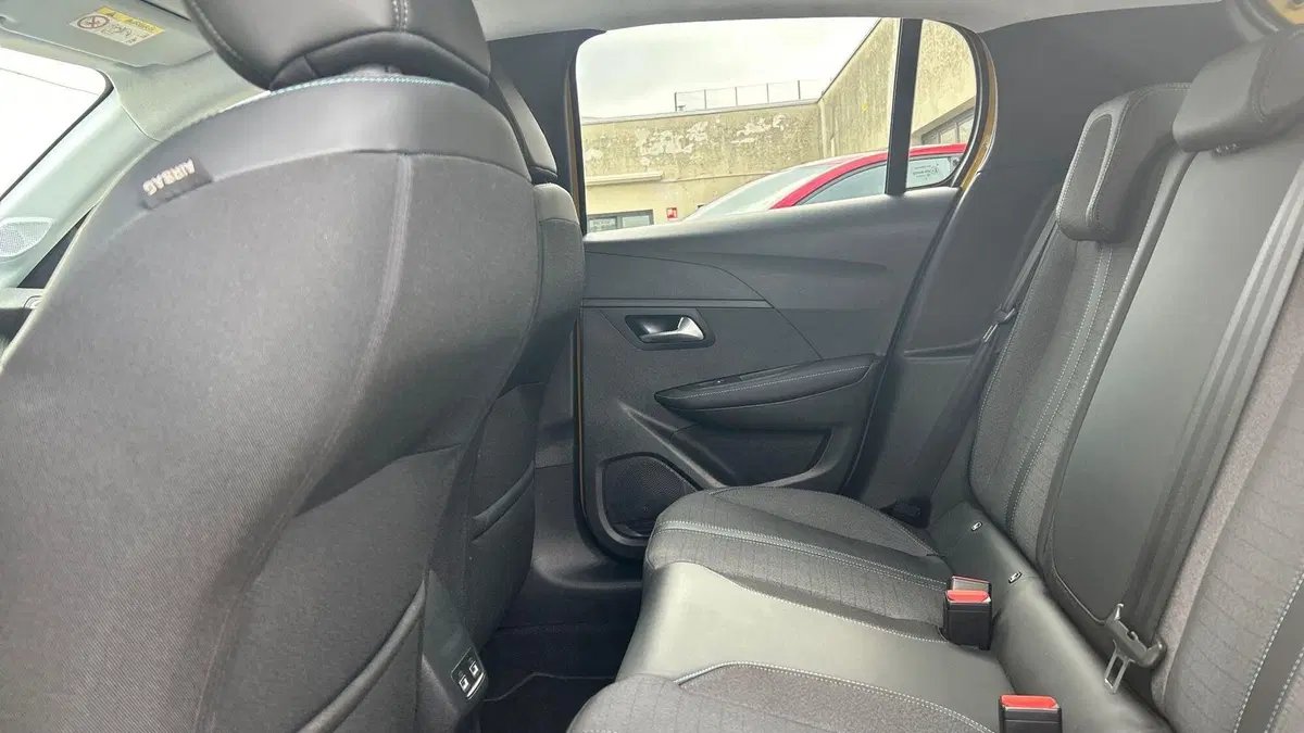 Peugeot 208 usata a Parma (11)