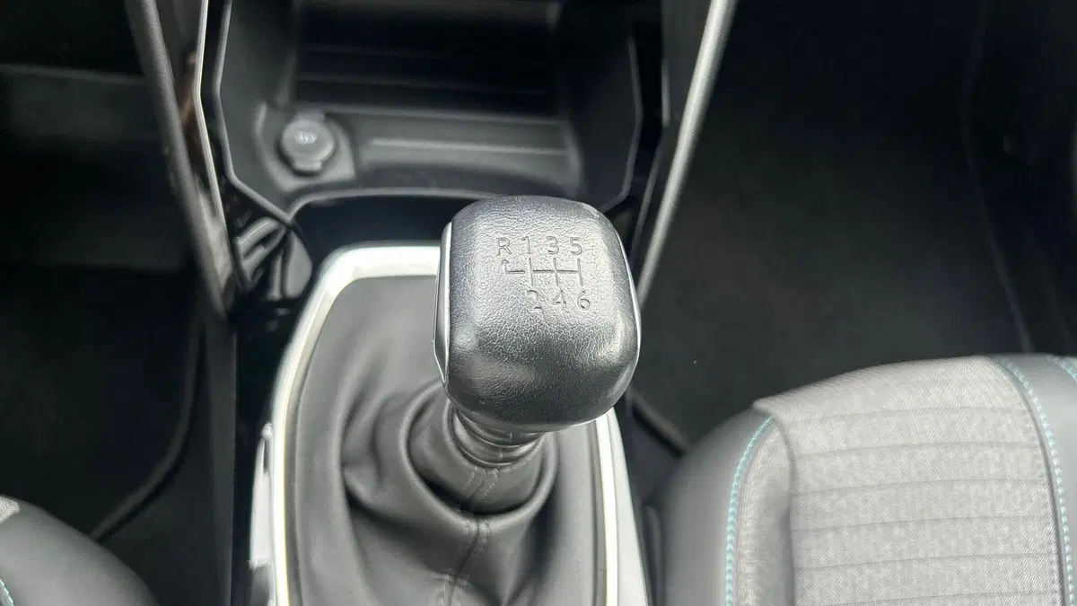 Peugeot 208 usata a Parma (12)