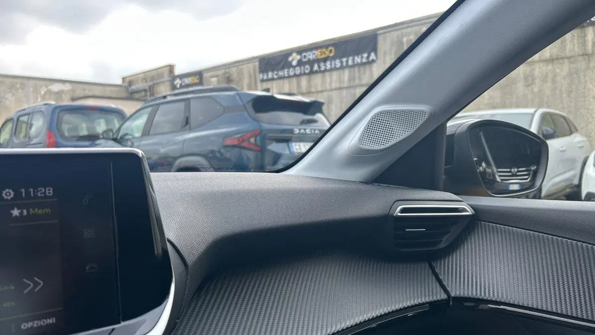 Peugeot 208 usata a Parma (16)
