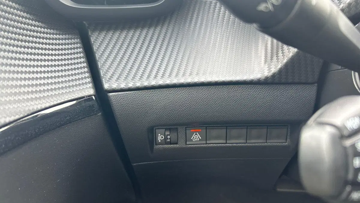 Peugeot 208 usata a Parma (18)
