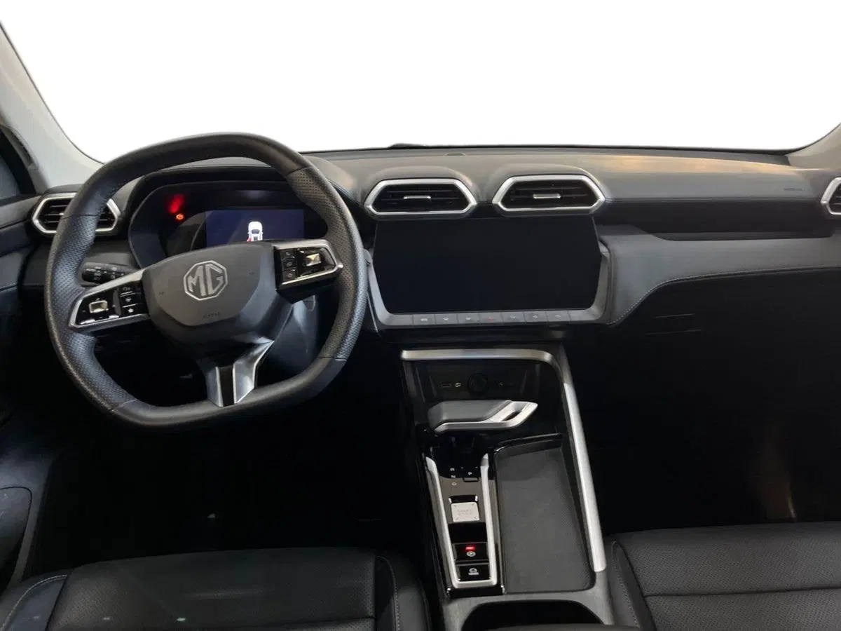 Mg ZS EV usata a Bari (8)