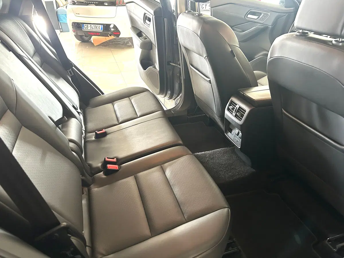 Nissan X-Trail usata a Ferrara (13)