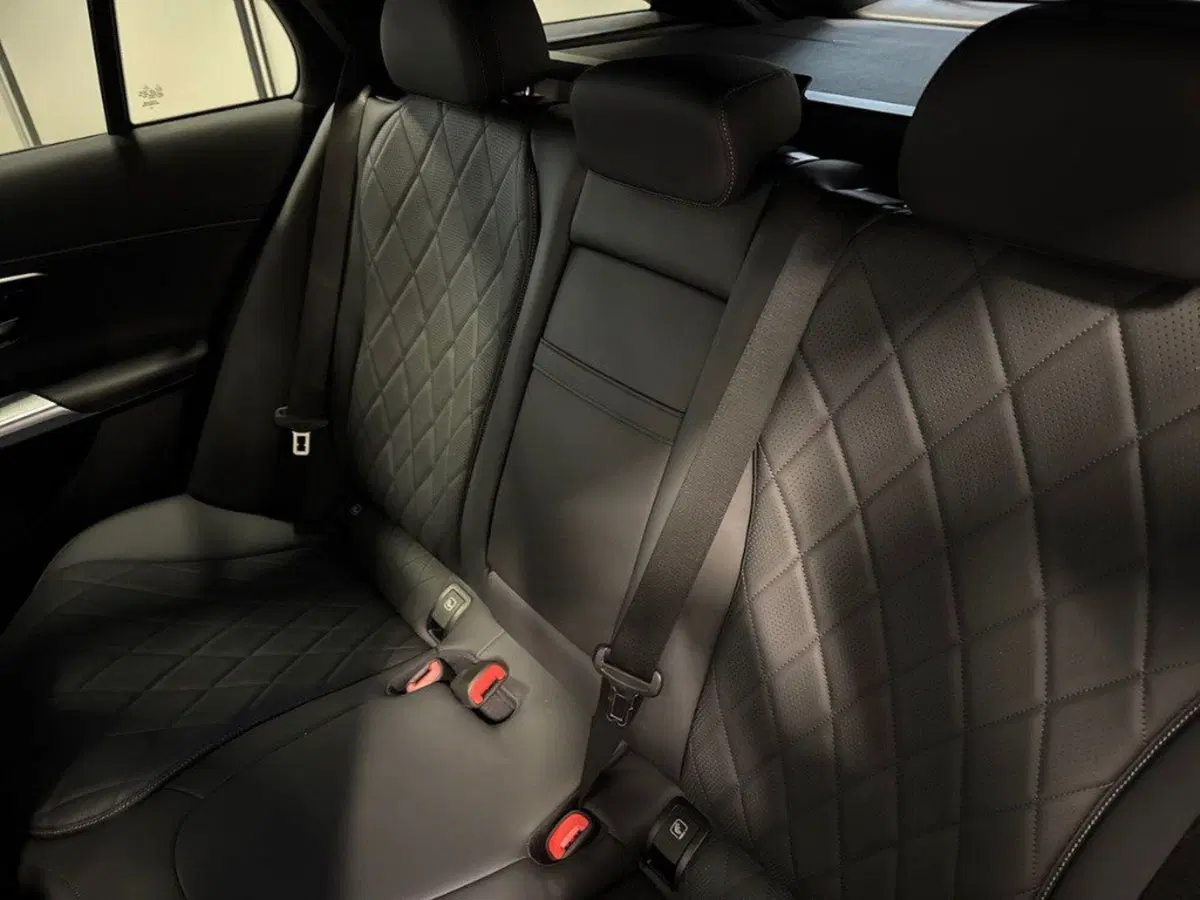 Mercedes-Benz Classe E Station Wagon nuova a Rimini (12)
