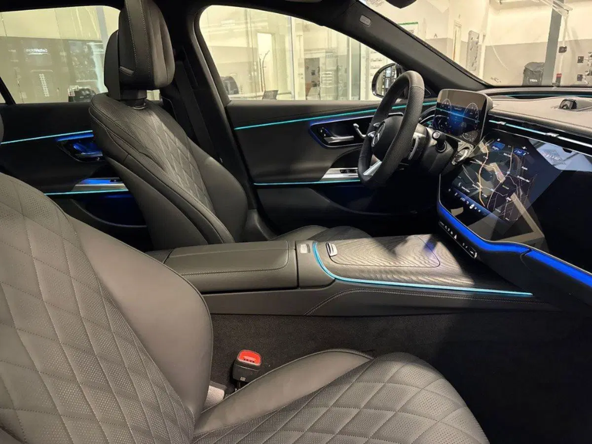 Mercedes-Benz Classe E Station Wagon nuova a Rimini (13)