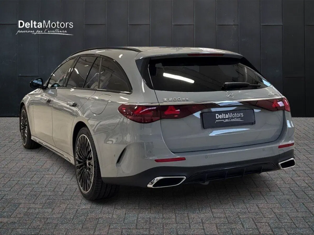 Mercedes-Benz Classe E Station Wagon nuova a Rimini (3)