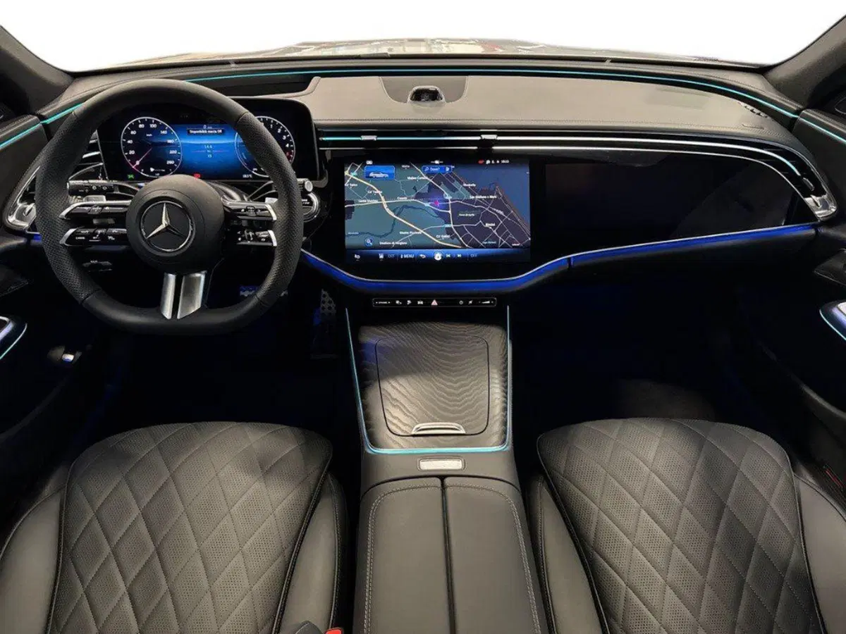 Mercedes-Benz Classe E Station Wagon nuova a Rimini (9)