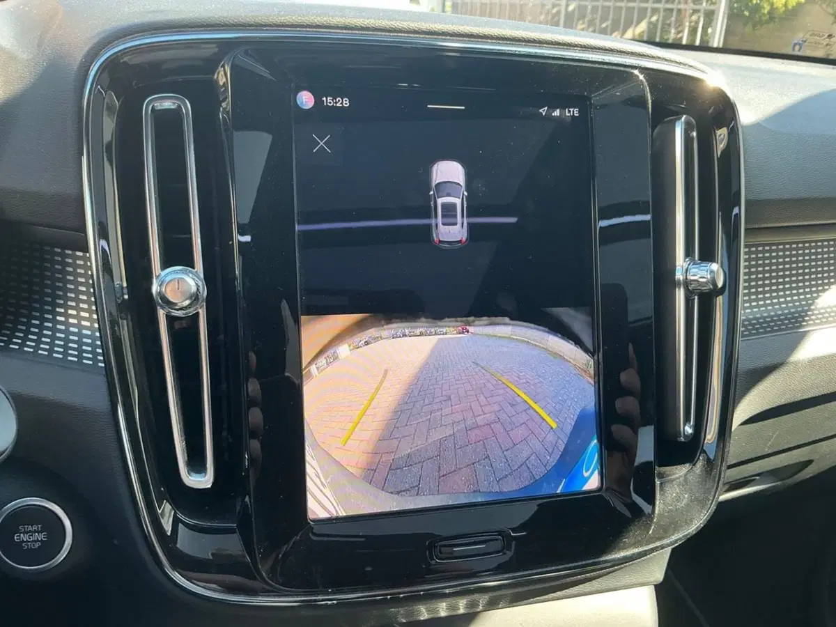 Volvo XC40 usata a Como (14)