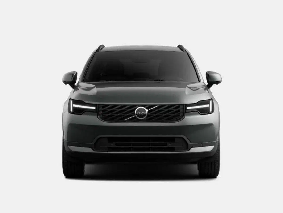 Volvo XC40 nuova a Como (2)
