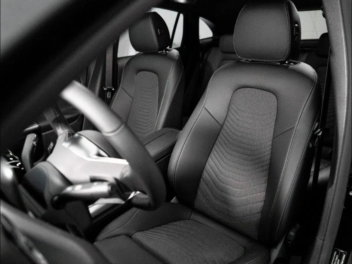 Mercedes-Benz GLA SUV nuova a Macerata (11)