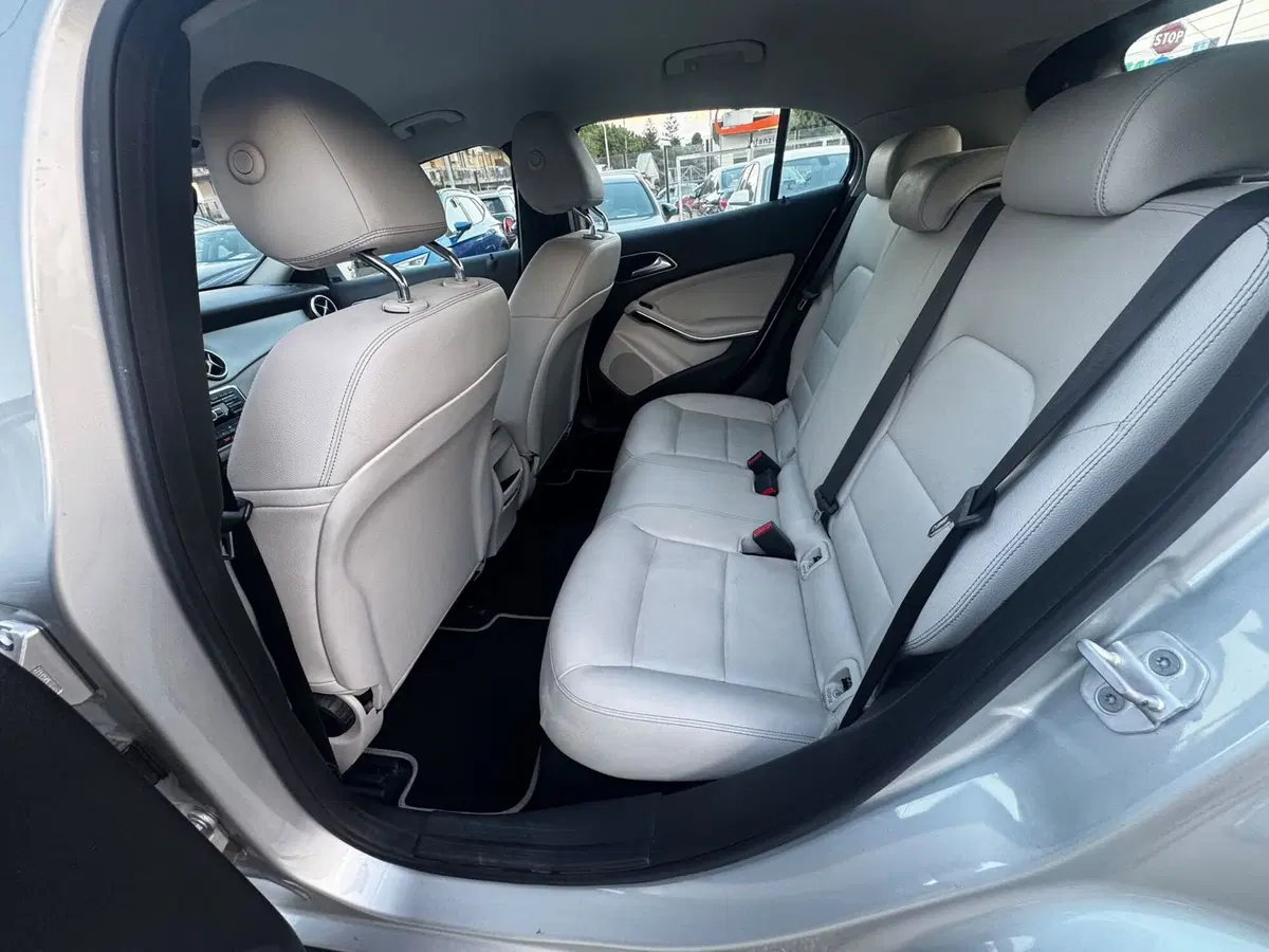 Mercedes-Benz GLA SUV usata a Messina (8)