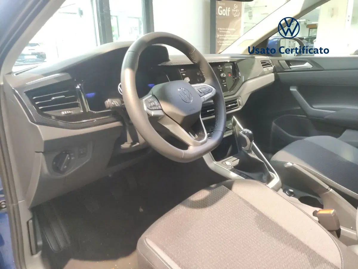 Volkswagen Taigo nuova a Benevento (8)