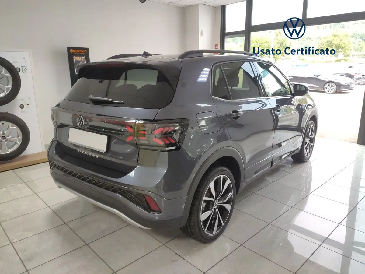 Volkswagen T-Cross nuova a Benevento (6)