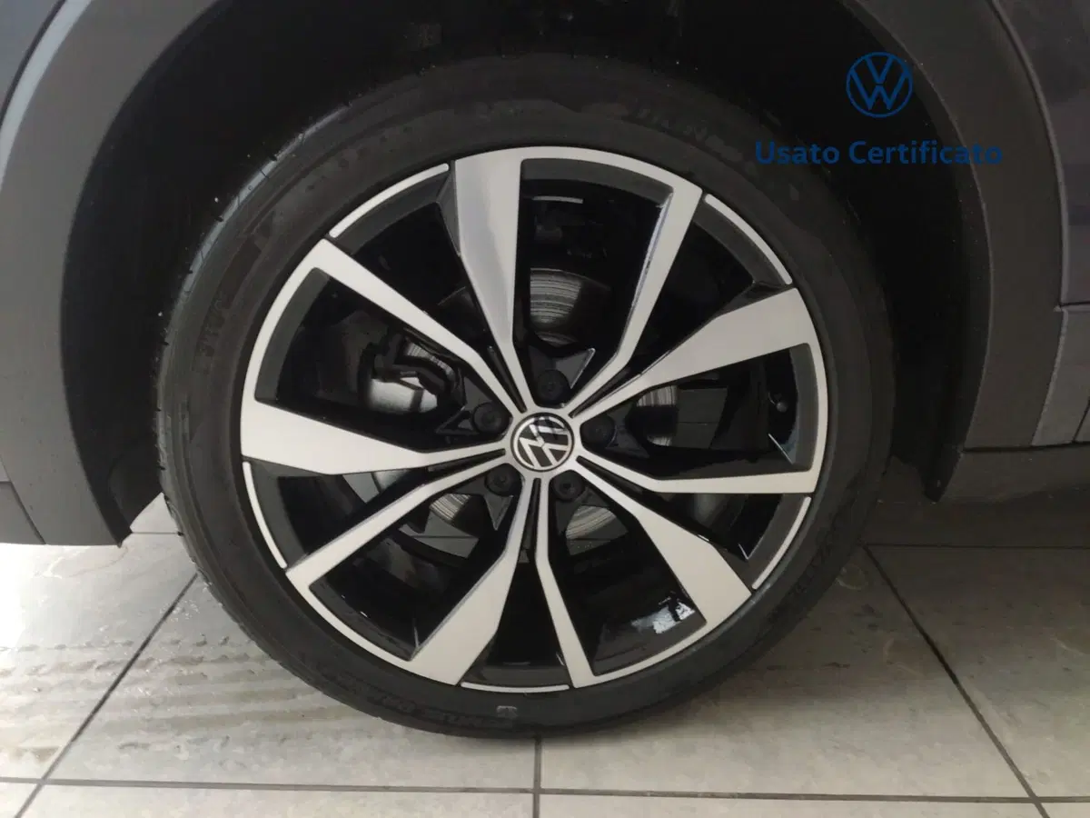 Volkswagen T-Cross nuova a Benevento (7)