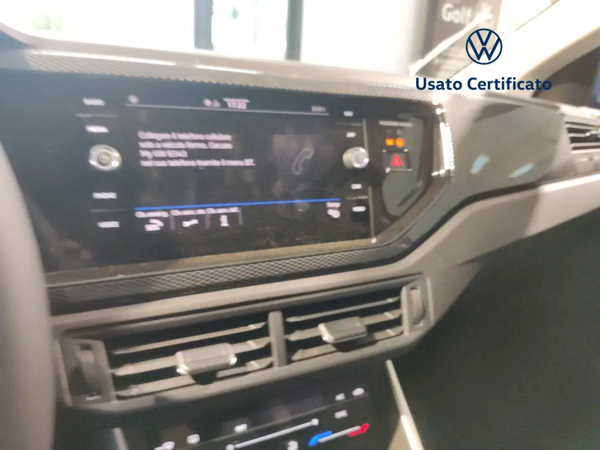 Volkswagen Polo nuova a Benevento (18)