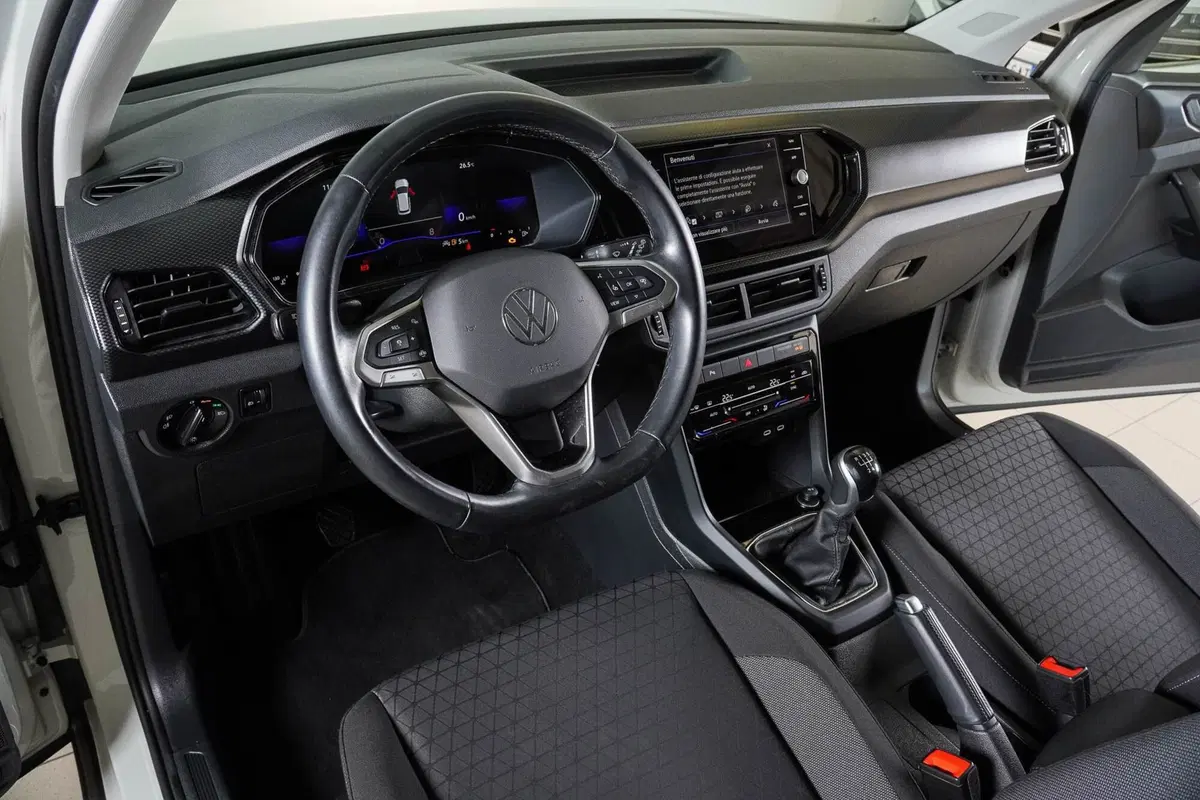 Volkswagen T-Cross usata a Perugia (15)