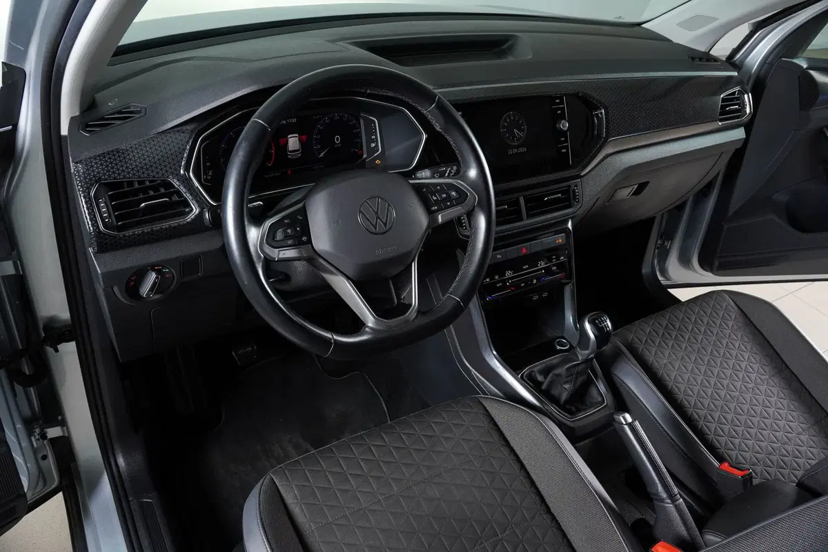 Volkswagen T-Cross usata a Perugia (15)