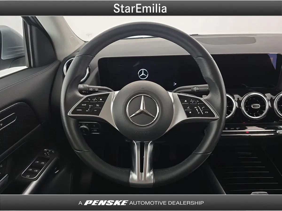 Mercedes-Benz GLA SUV usata a Bologna (19)