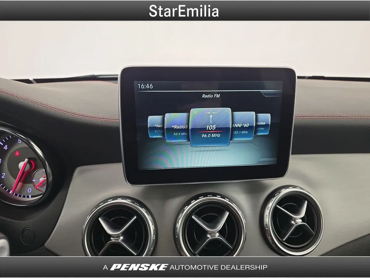 Mercedes-Benz GLA SUV usata a Bologna (13)