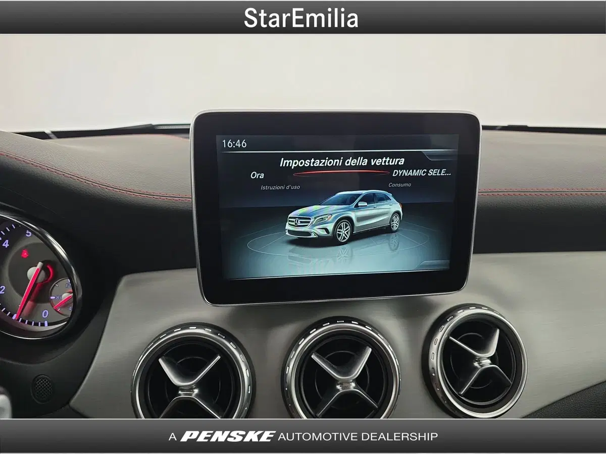 Mercedes-Benz GLA SUV usata a Bologna (14)