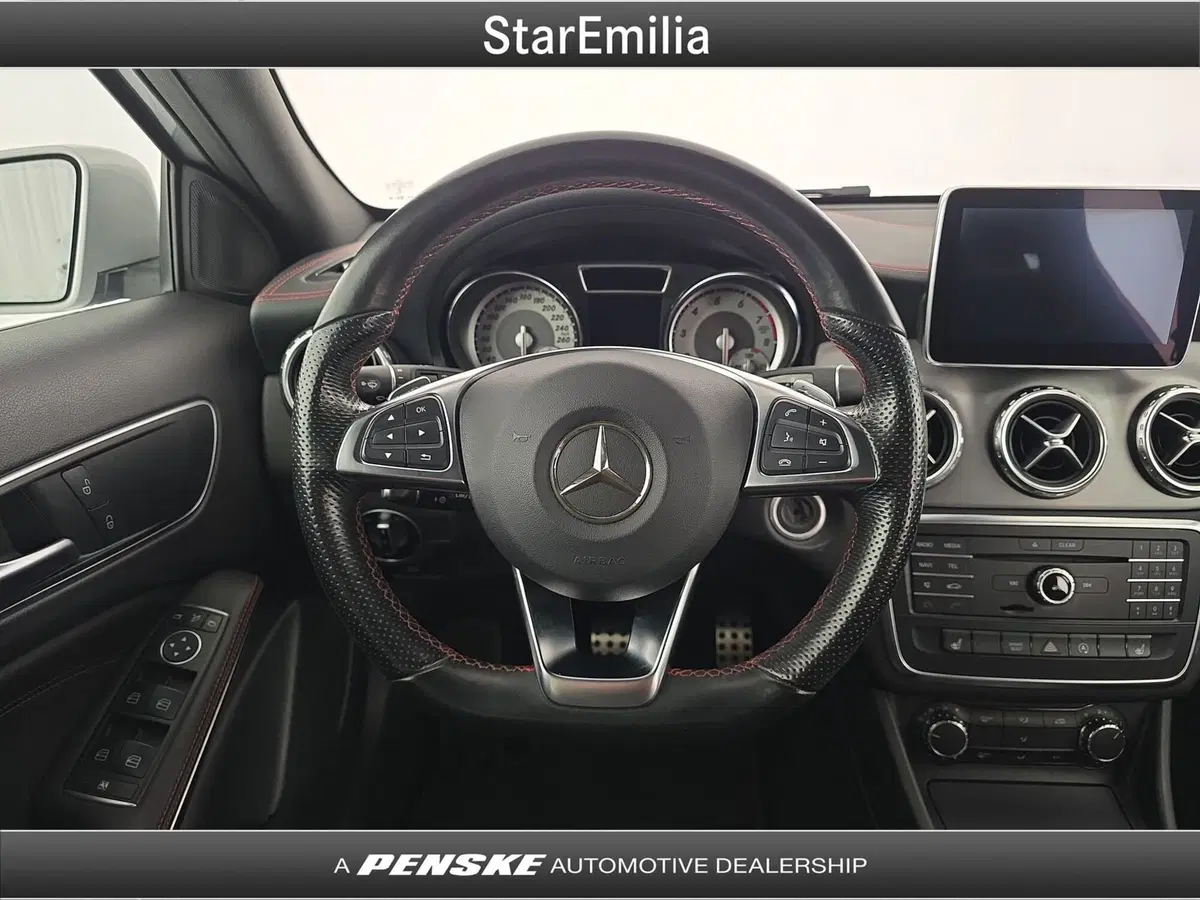 Mercedes-Benz GLA SUV usata a Bologna (19)