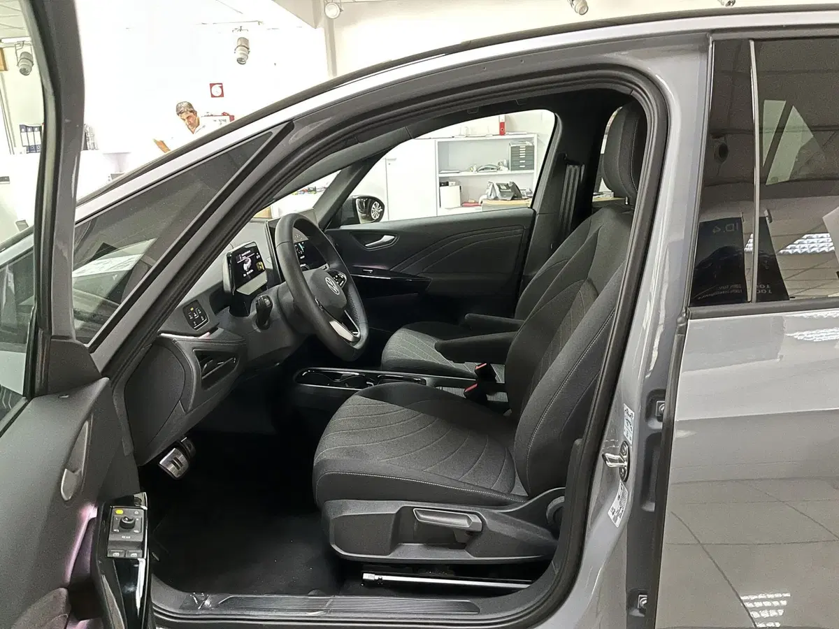 Volkswagen ID.3 nuova a Avellino (13)