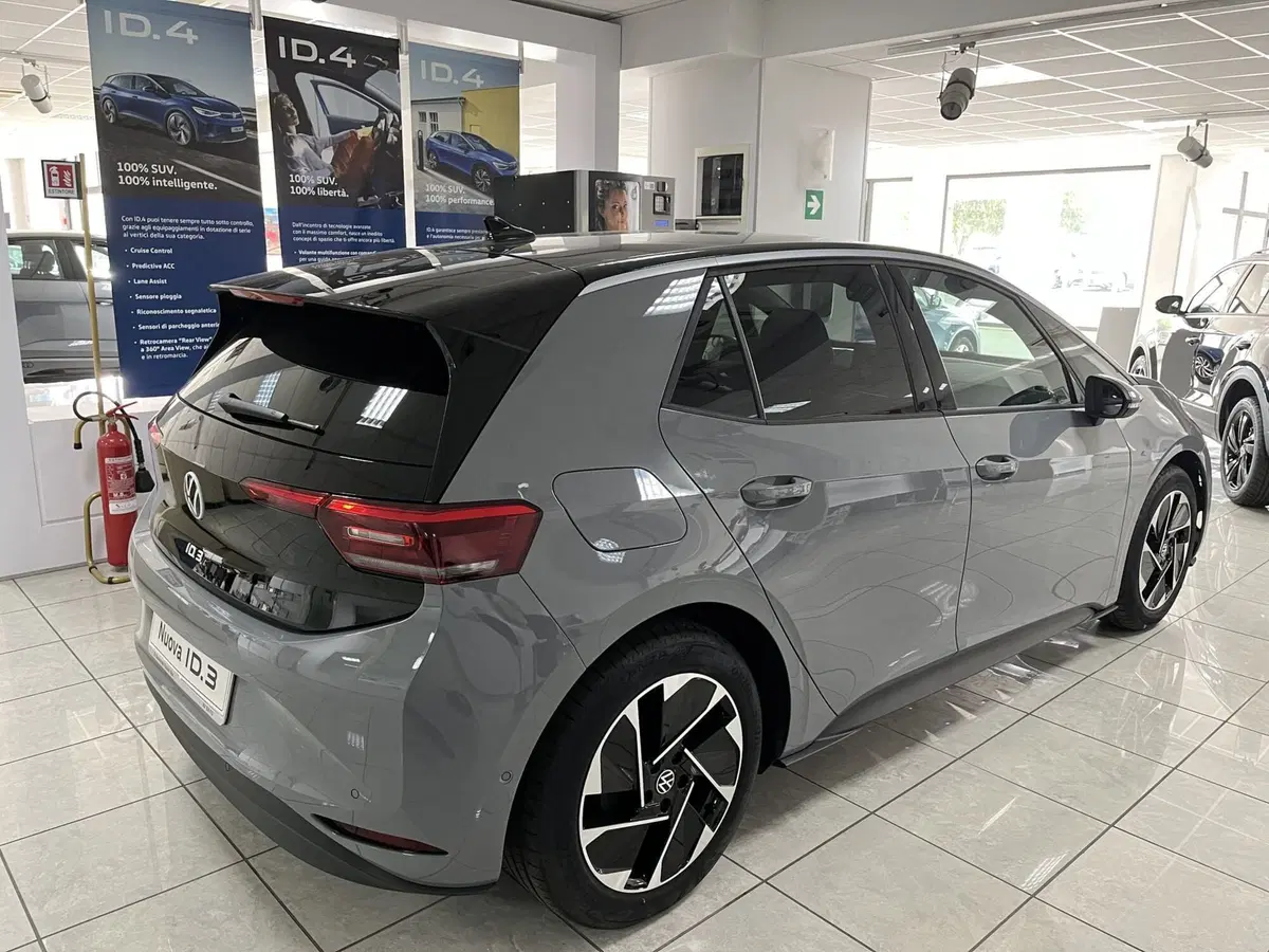 Volkswagen ID.3 nuova a Avellino (4)