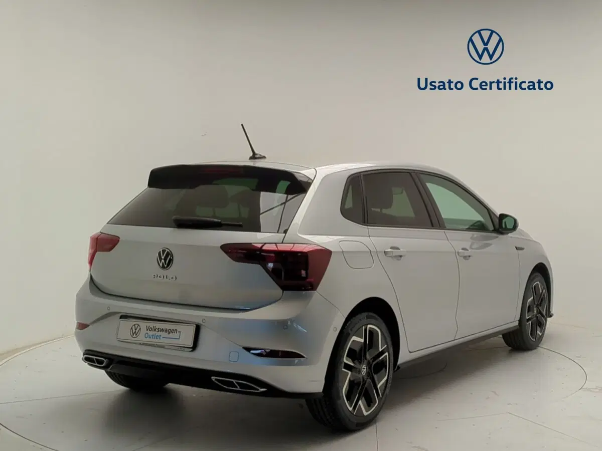 Volkswagen Polo nuova a Avellino (7)