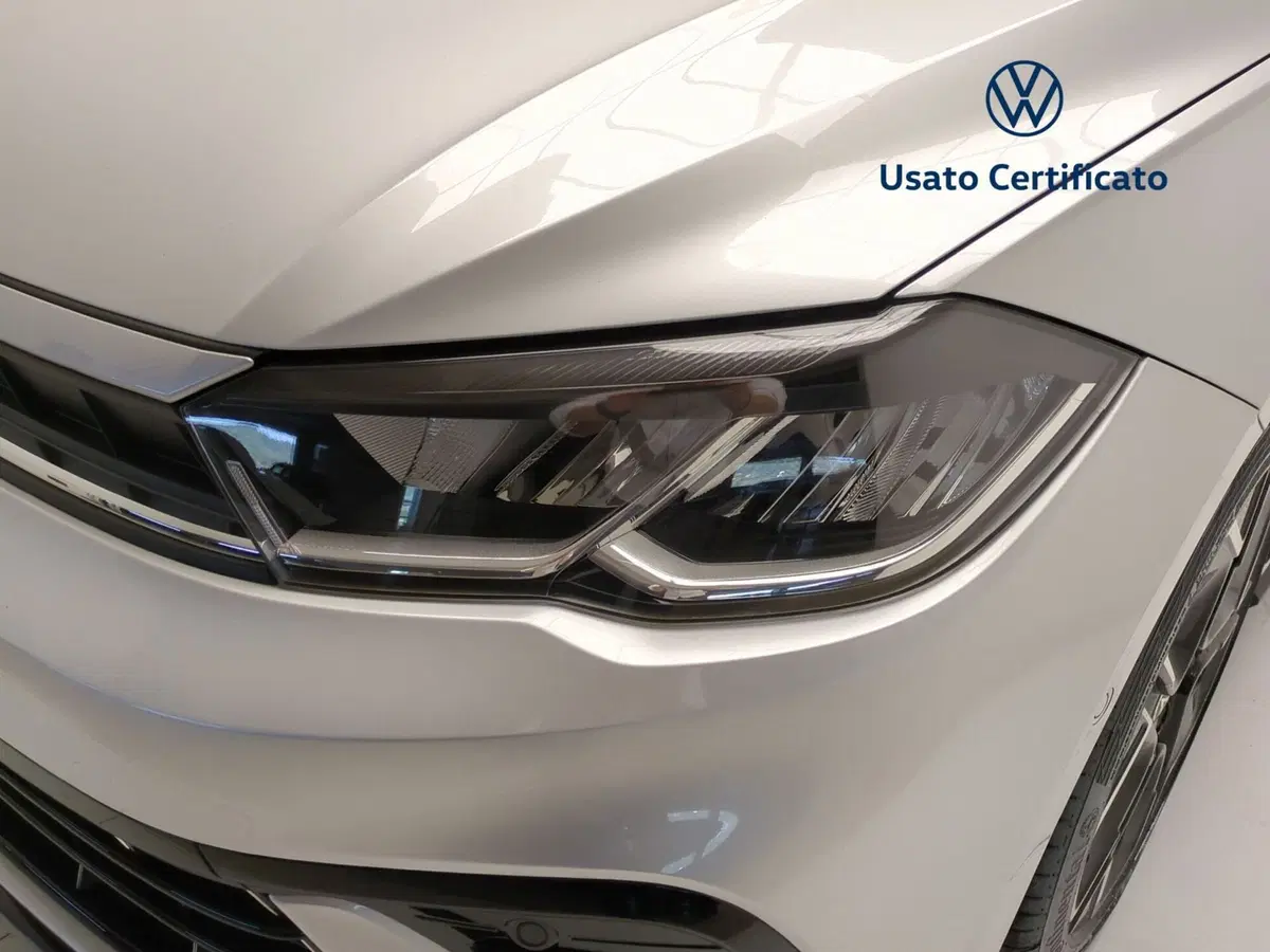 Volkswagen Polo nuova a Avellino (8)