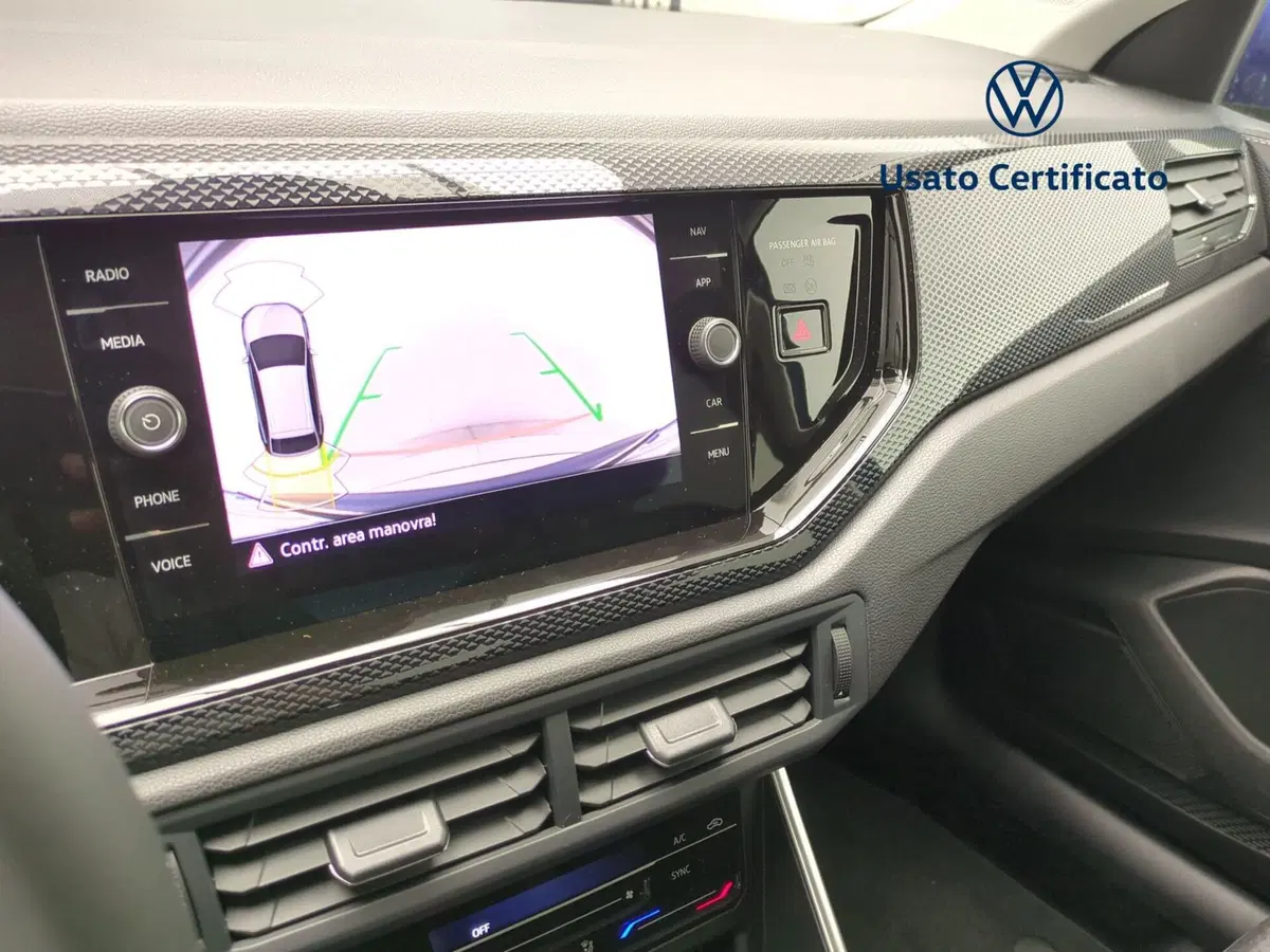 Volkswagen Taigo nuova a Avellino (12)