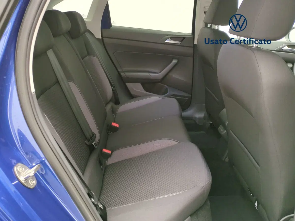 Volkswagen Taigo nuova a Avellino (19)
