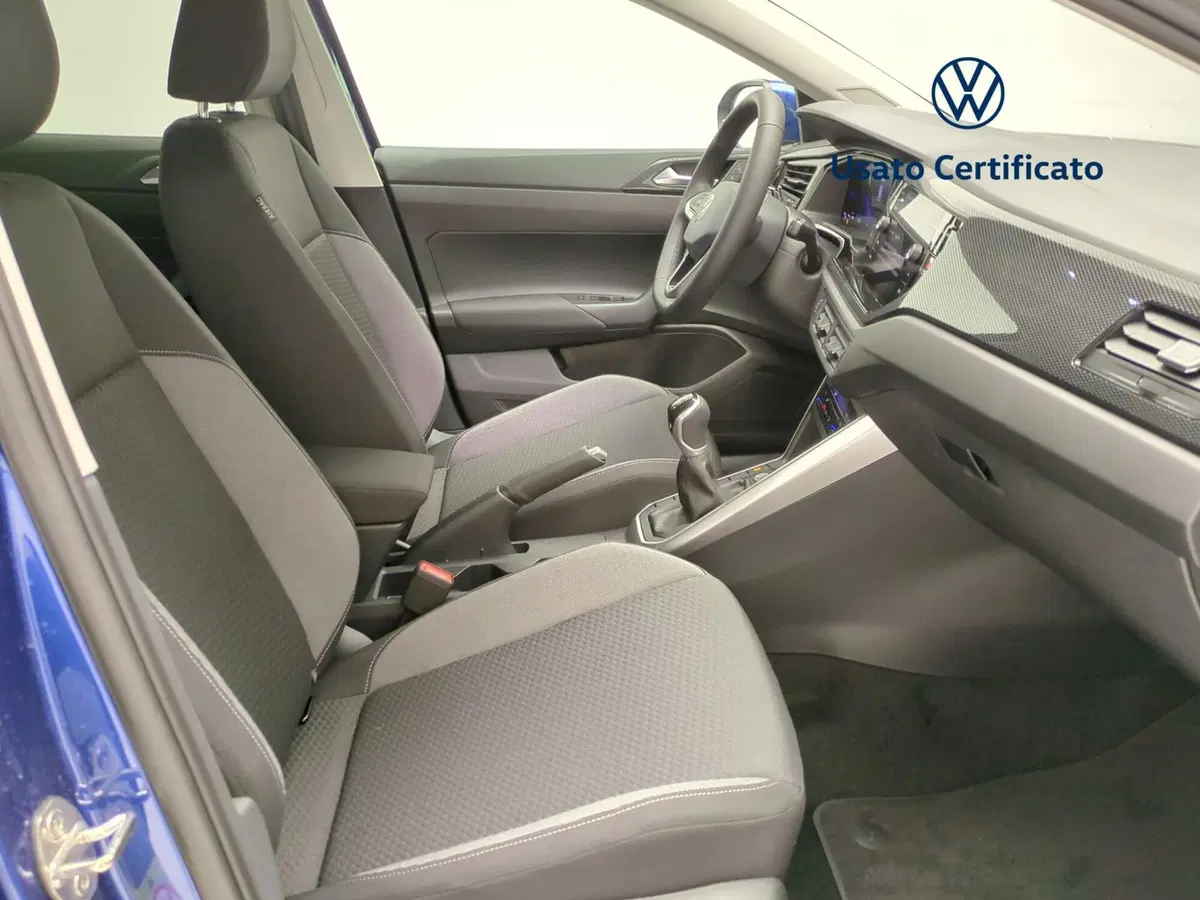Volkswagen Taigo nuova a Avellino (20)