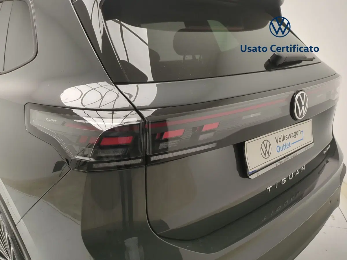 Volkswagen Tiguan nuova a Avellino (10)