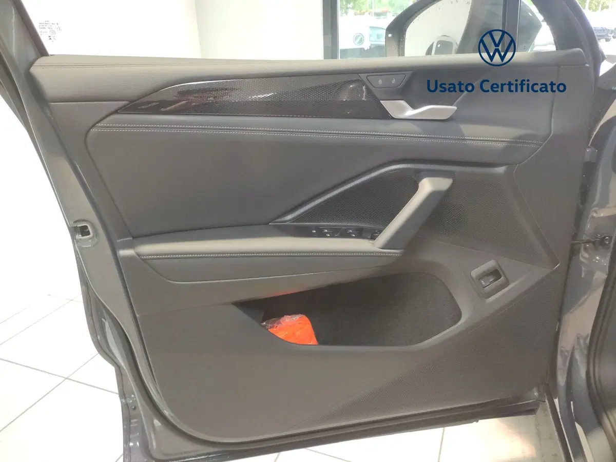Volkswagen Tiguan nuova a Avellino (16)