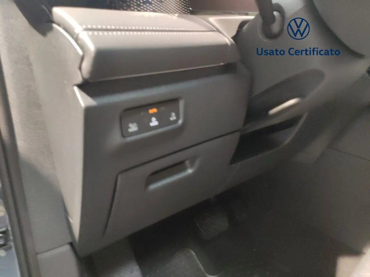 Volkswagen Tiguan nuova a Avellino (18)
