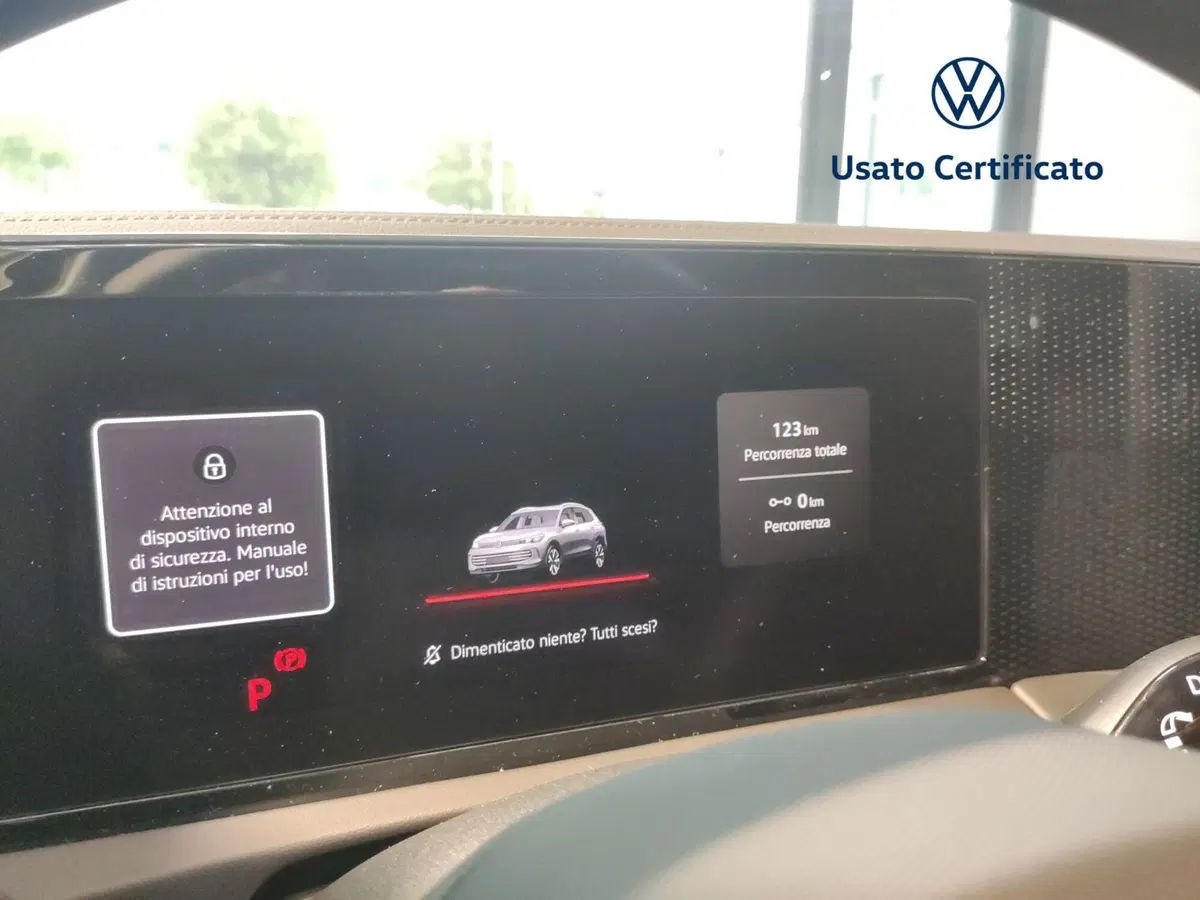 Volkswagen Tiguan nuova a Avellino (19)