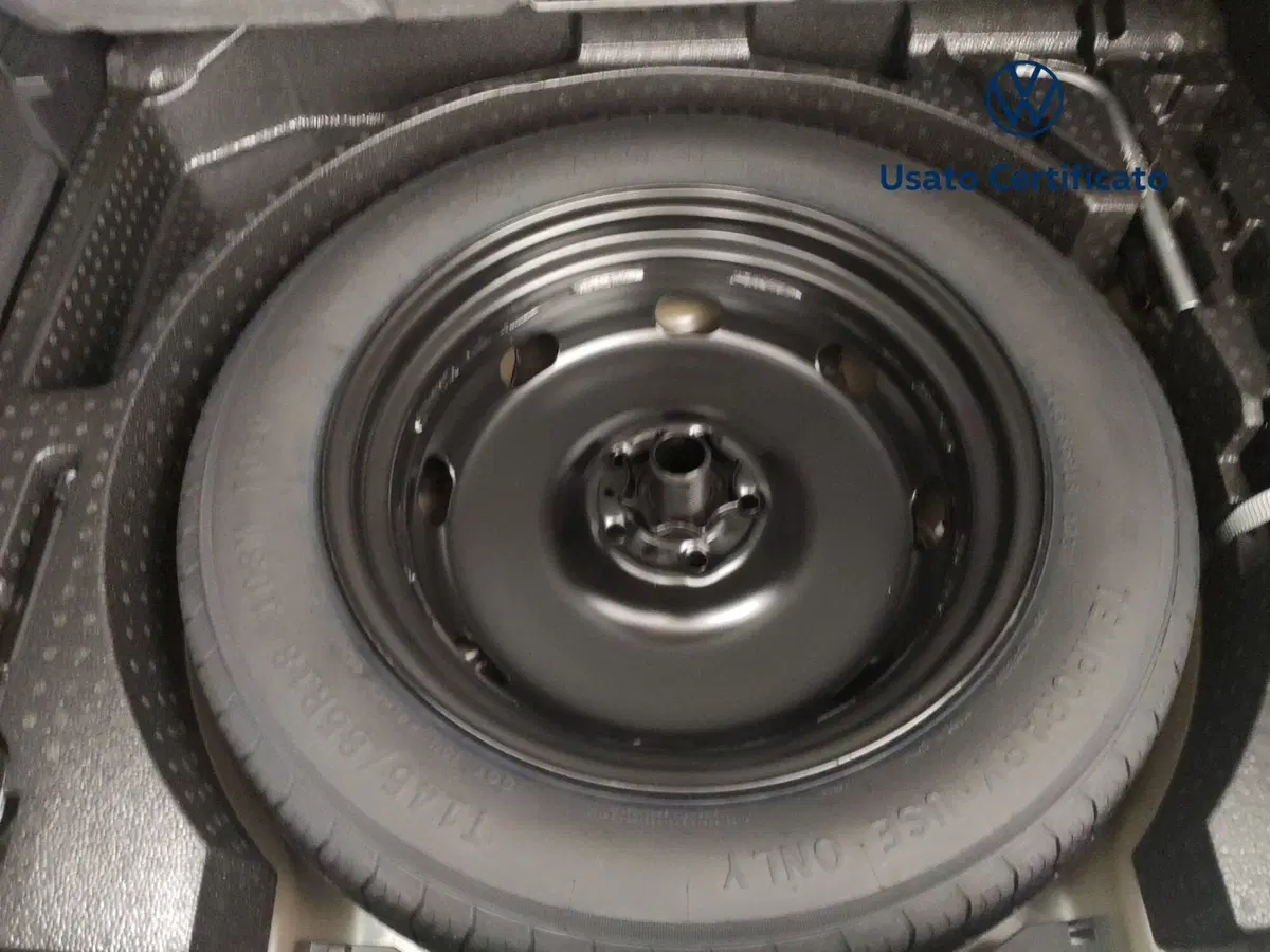 Volkswagen Tiguan nuova a Avellino (12)