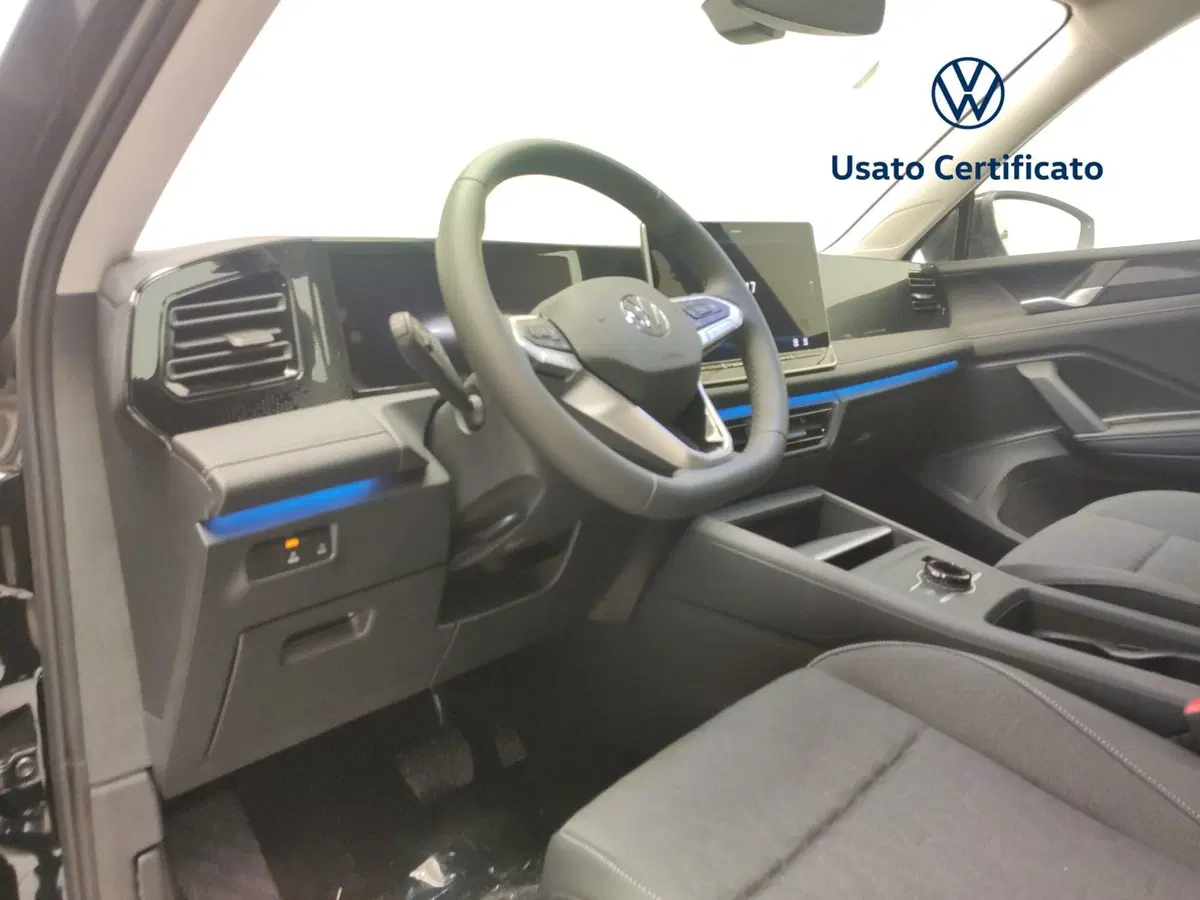 Volkswagen Tiguan nuova a Avellino (15)