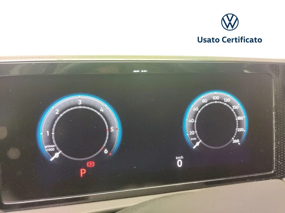 Volkswagen Tiguan nuova a Avellino (18)