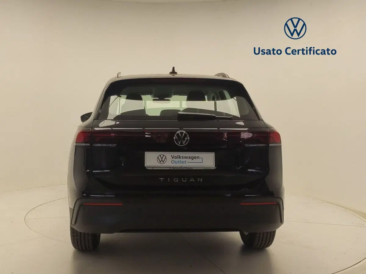 Volkswagen Tiguan nuova a Avellino (6)