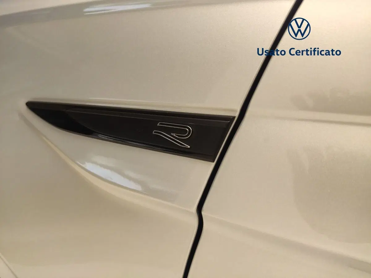 Volkswagen Polo nuova a Avellino (12)