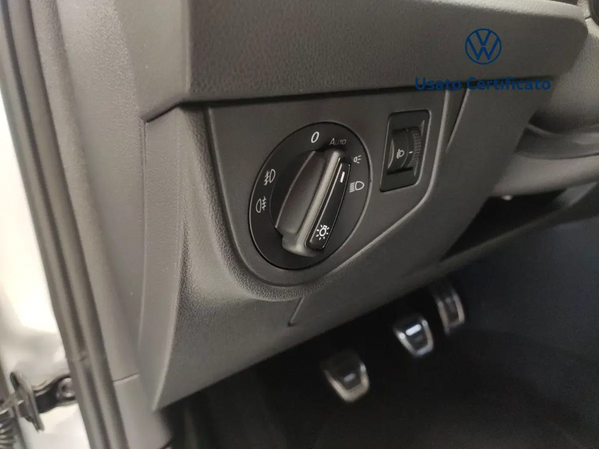 Volkswagen Polo nuova a Avellino (20)