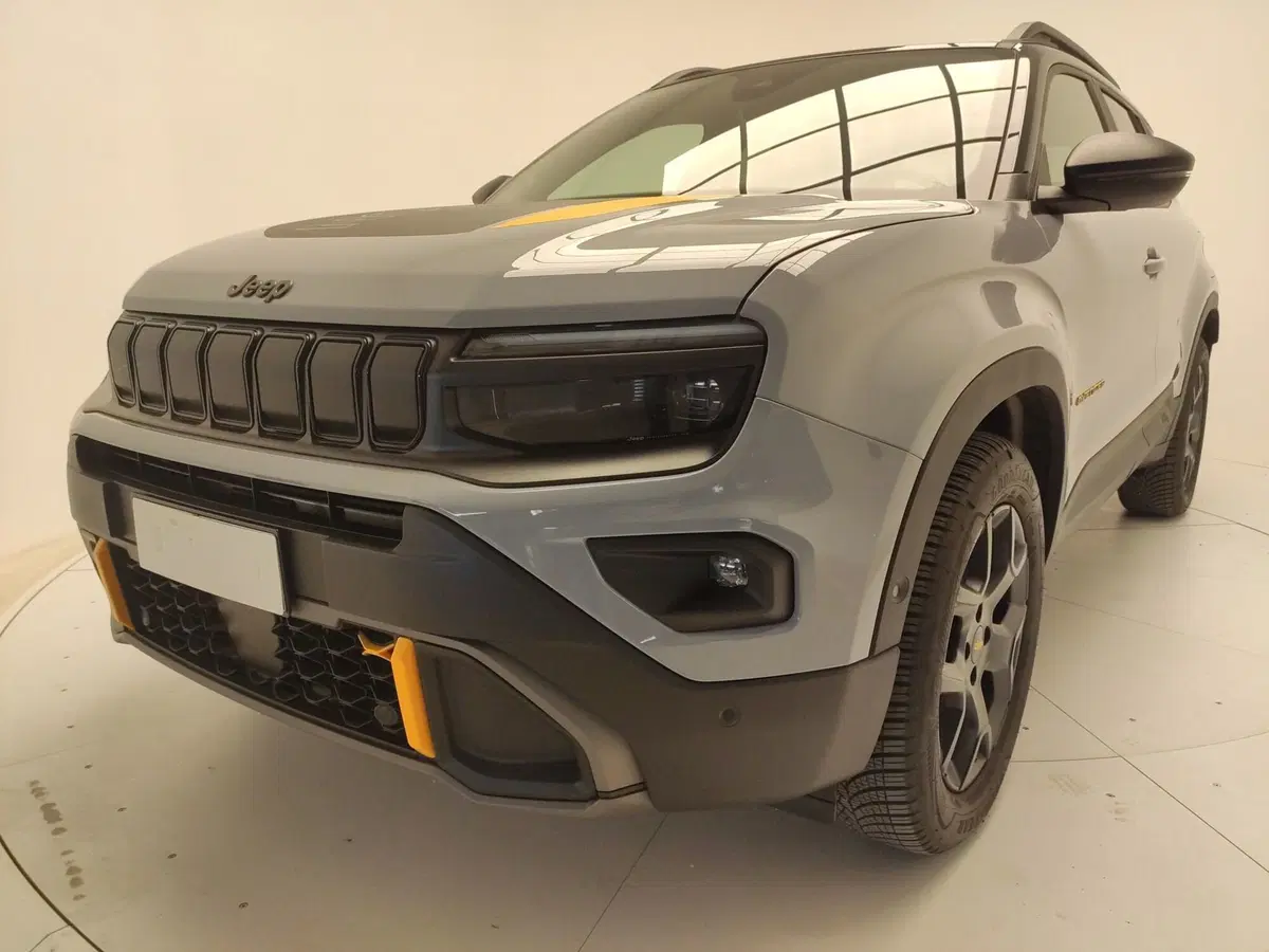 Jeep Avenger usata a Avellino (8)